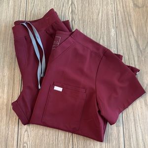 Figs. Maroon. Small set.